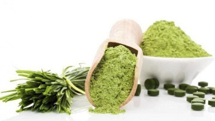 Yağlara mıknatıs gibi yapışıyor 1 haftada 3 kilo verdiriyor: Chia tohumu ile karıştırın