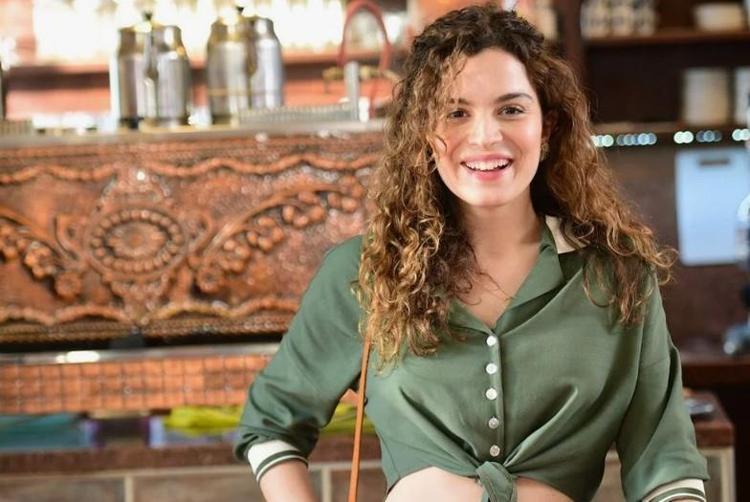 Aslı Bekiroğlu 9 saat süren ameliyat oldu Yaşıyorum şükür