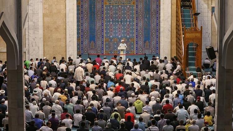 KURBAN BAYRAMI NAMAZI NASIL KILINIR