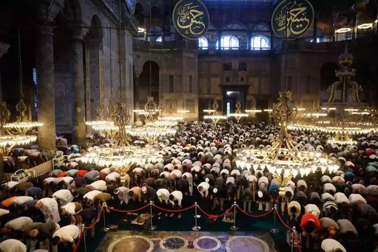 Bayram namaz saatleri