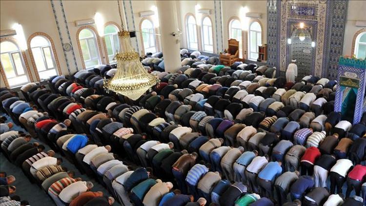 BAYRAM NAMAZI NASIL KILINIR