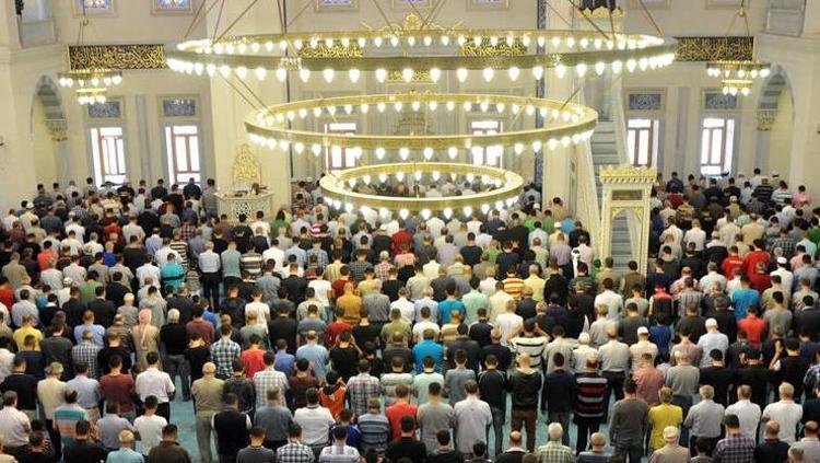 İl İl Kurban Bayramı namazı saatleri