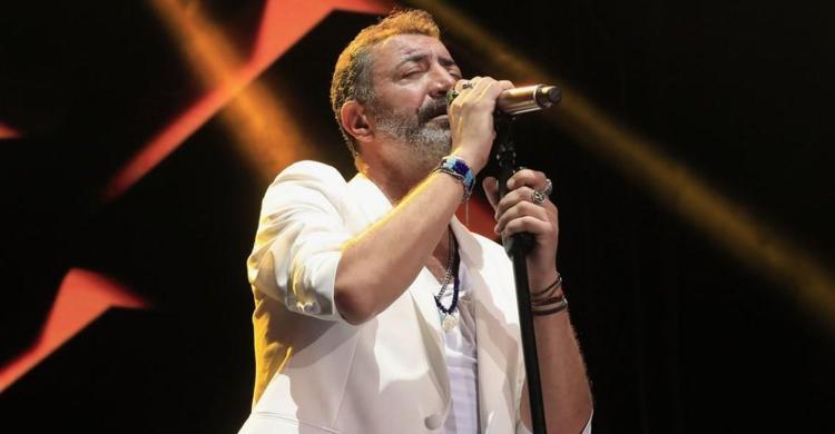 HAKAN ALTUN KİMDİR