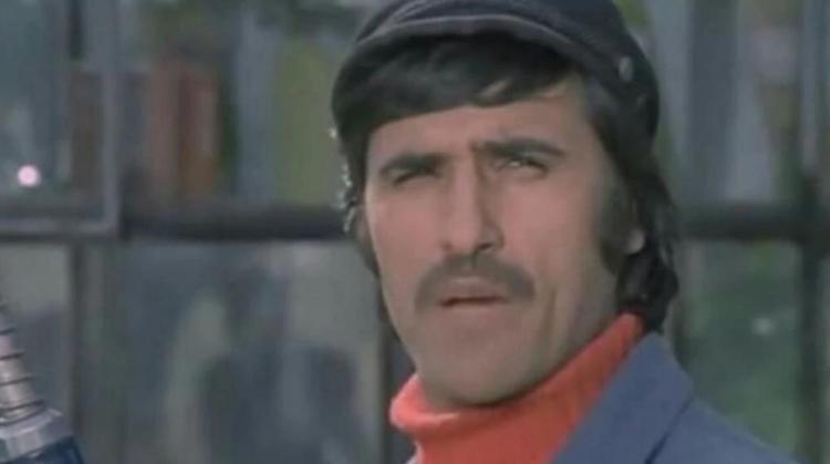 AYAĞININ BİLEĞİNE KADAR KESİLMESİNDEN KORKUYORUZ