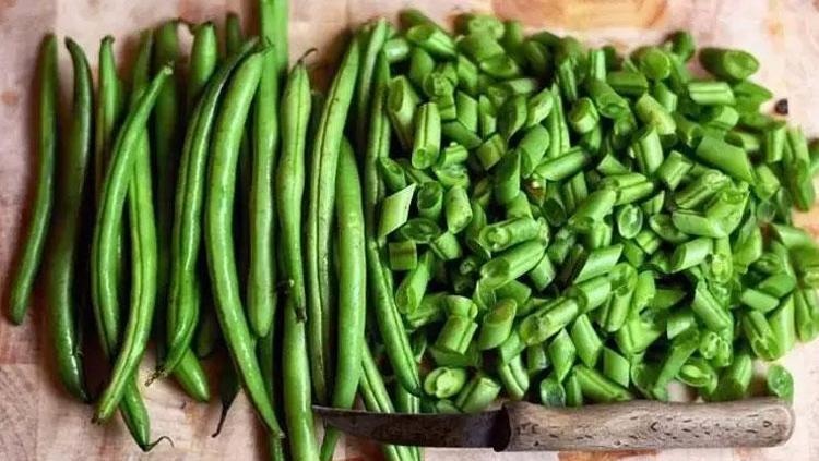 KAN ŞEKERİNİ DENGLEYEN SÜPER BESİN: TAZE FASULYE