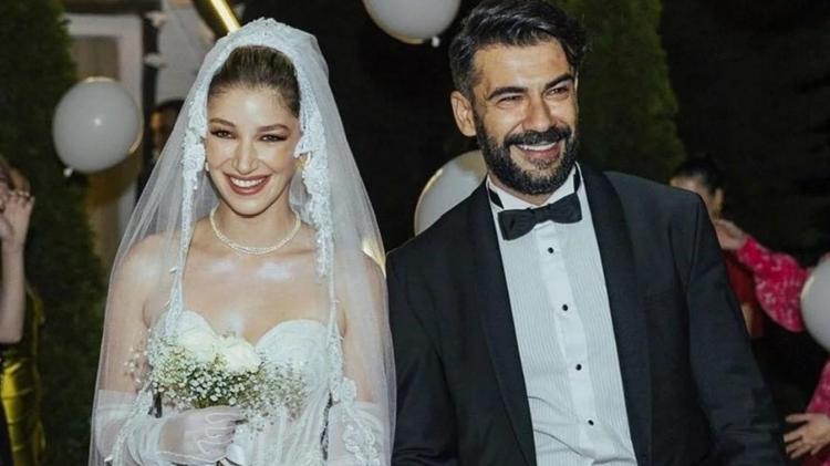 Oyuncu Rüzgar Aksoy baba oldu Bebeğine verdiği isim dikkat çekti