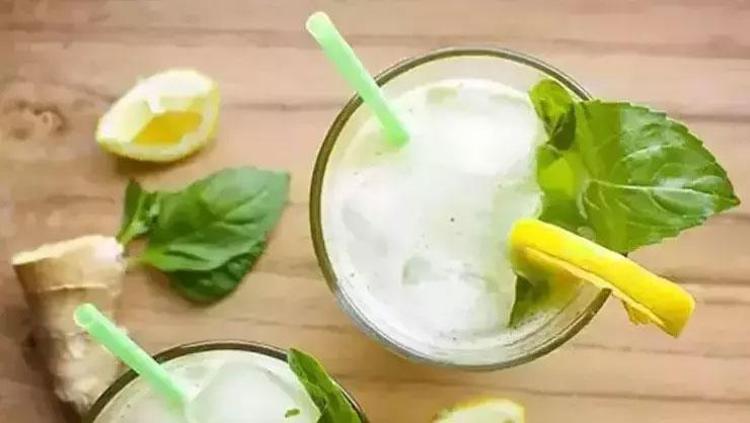 Maden suyunun içine 1 dilim koyun Böbrekleri makine gibi çalıştırıyor: Kalsiyum, magnezyum ve potasyum deposu