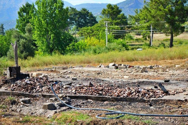 50 yıllık evini ve biriktirdiği paraları yangında kaybetti, imdadına Merkez Bankası yetişti