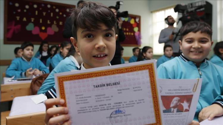 ELEŞTİRİDEN KAÇINILMALI