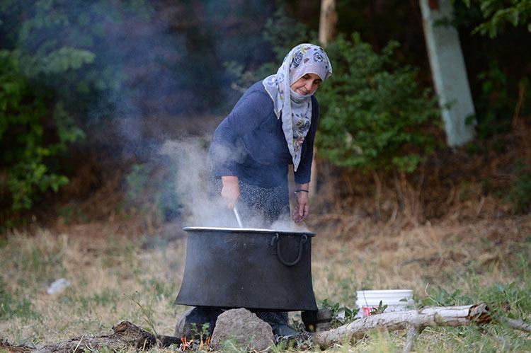 BAĞIŞIKLIK SİSTEMİNİ GÜÇLENDİRİR