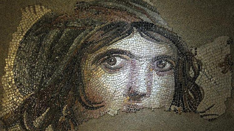 ZEUGMA MOZAİK MÜZESİ: TARİHİN RENKLERLE BULUŞTUĞU NOKTA