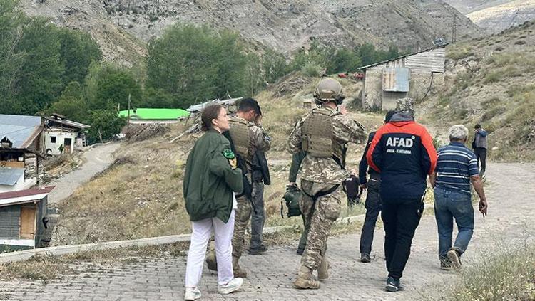 Dünya turu çocukluk hayaliymiş Düşen uçaktan acı haber geldi