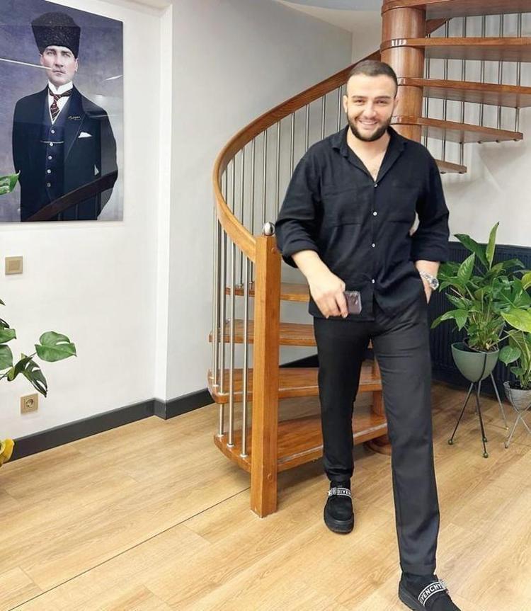 Nilsu Berfin Aktaşın gerçek aşkı ortaya çıktı Teknede romantik romantik anları objektiflere yansıdı