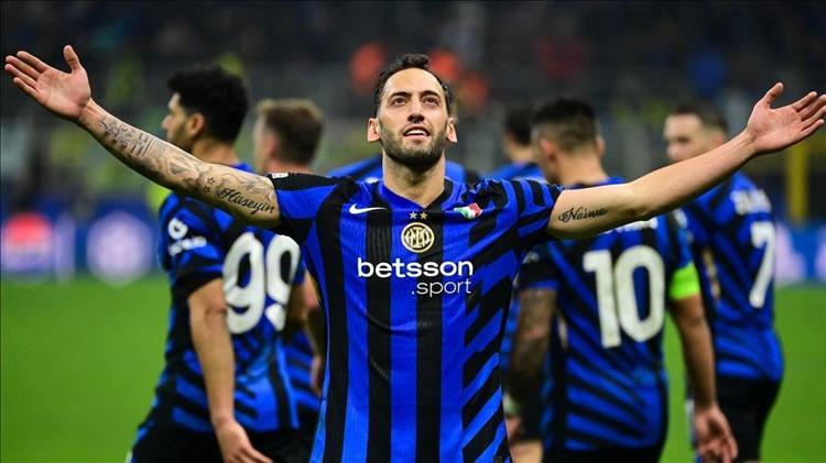 Galatasaray transfere hız verdi Aslan yıldız isimde ısrarlı: Hakan Çalhanoğlu, Jhon Lucumi, Lucas Perri, Osimhen...