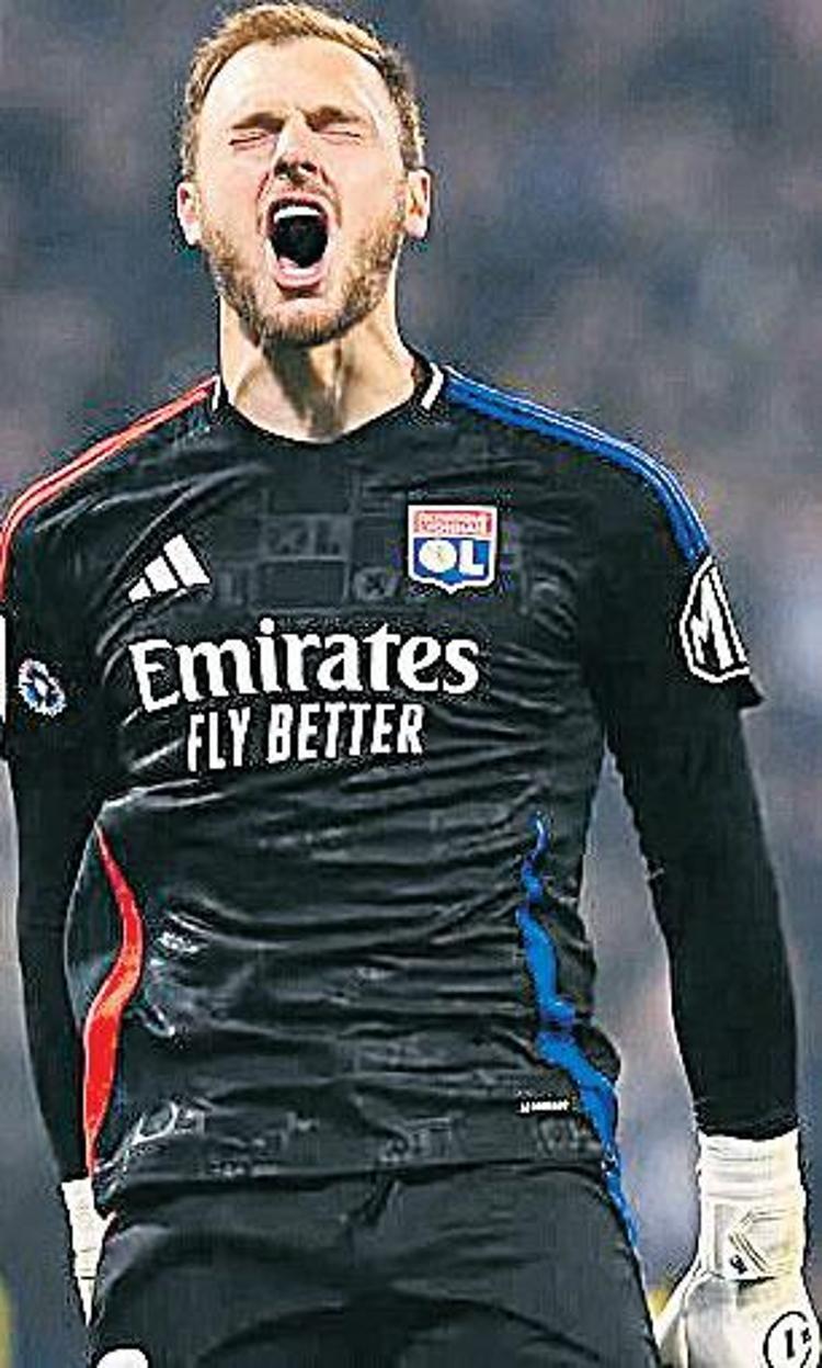 PERRİ TAMAM TOP LYON’DA