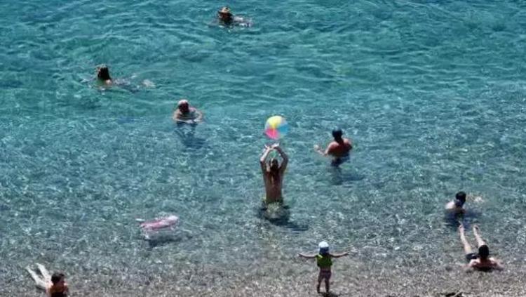 Meteorolojiden İstanbul için kritik alarm Termometreler 40 dereceyi gösterecek