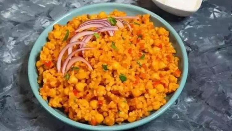 SEBZELİ BULGUR PİLAVI