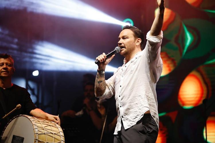 Sinan Akçılla mutluluğu kısa sürdü Ece Erkenden dikkat çeken paylaşım