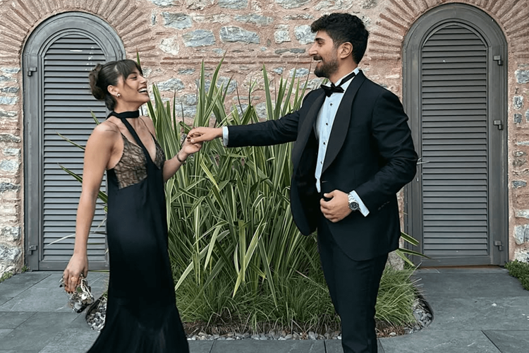 Sıla Türkoğlu İsviçre’de güzelliğiyle büyüledi
