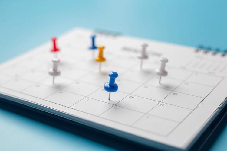 2025 bitmeden şansı dönecek burçlar belli oldu Astrologlar tek tek açıkladı: Yıllardır bekledikleri aşk ve parayı bulacaklar