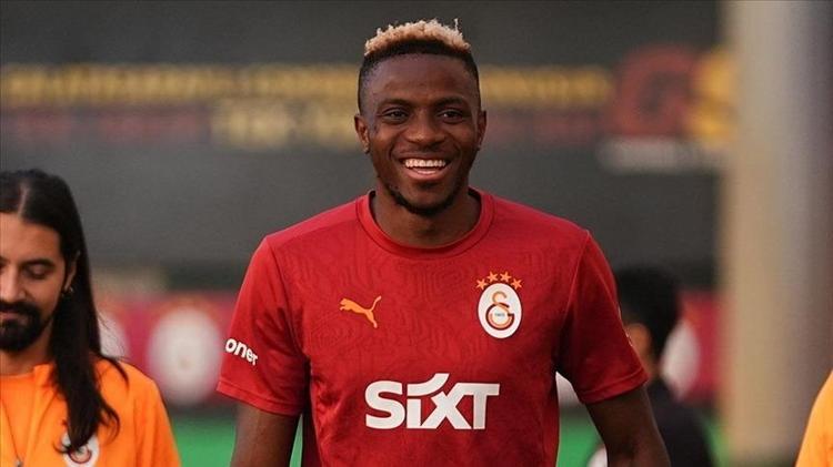 Galatasaraydan Napoliye Victor Osimhen misillemesi