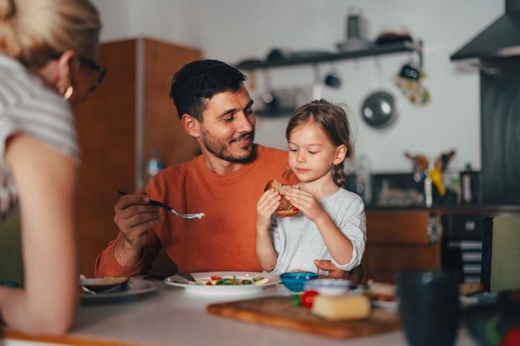 ÇOCUKLARIN TÜKETİMİ İÇİN UYGUN DEĞİL