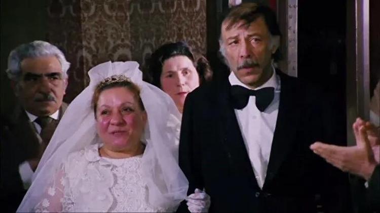 Yeşilçamın Mahmut Hocası Münir Özkulun kızı Güner Özkul: Babamın evini üvey annem için sattık