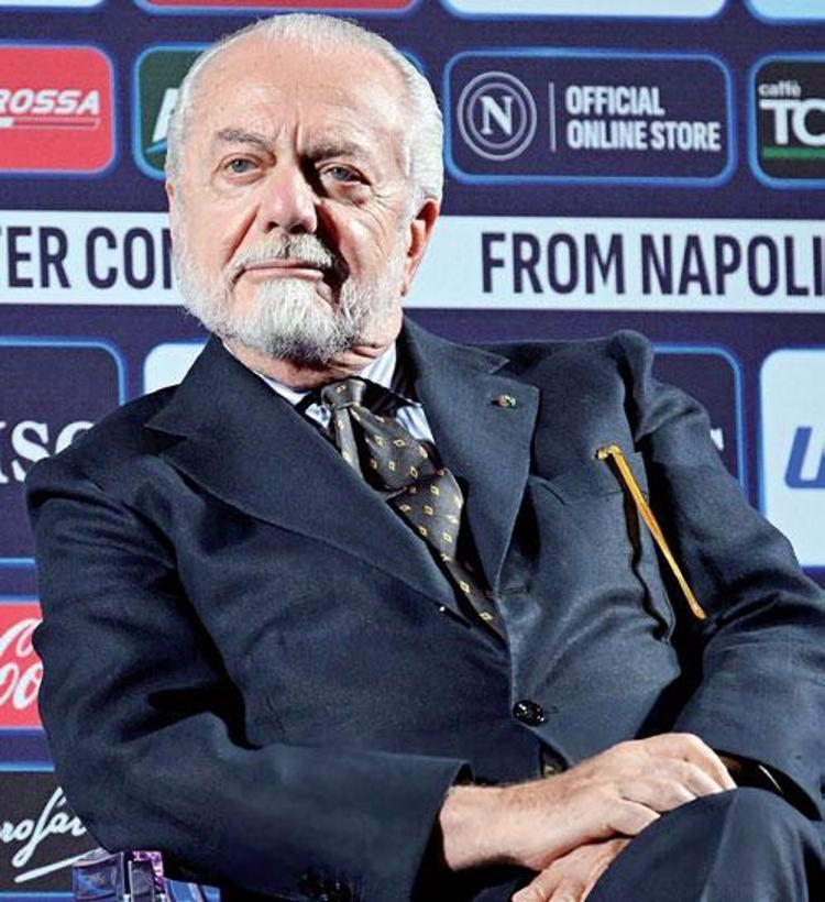 Osimhen transferinde mutlu son yakın Napoli Başkanı Laurentiisten anlaşma açıklaması