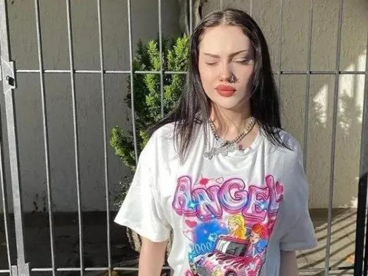 HER TÜRLÜ REZİLLİK VAR