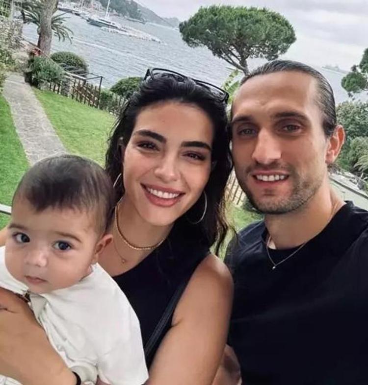 DOĞUM SONRASI İLK PAYLAŞIM
