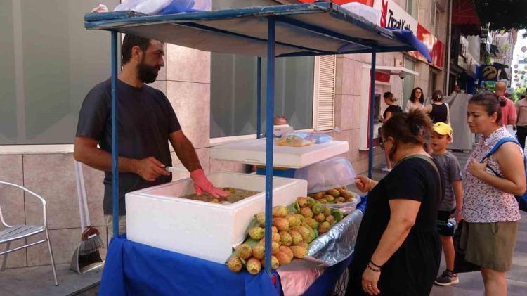 Mersinde tezgahlardaki yerini aldı: Tanesi 10 liradan satılıyor: Kolesterolden yağ bağlamış damarlara derin bir nefes aldırıyor