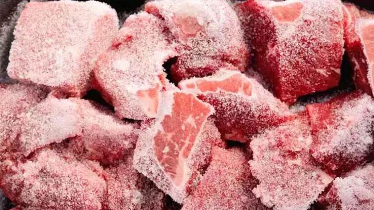 Canan Karatay ısrarla önerdi Kavurmanın lezzetini 10 kat artırıyor: İçerisine bir parça koyun