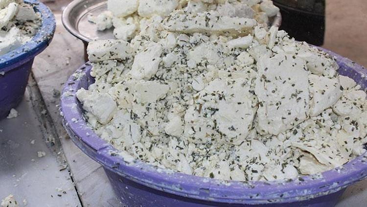 Siirte sırf onun için akın akın geliyorlar Kilosu 200 TL: Tıkalı damarları yağ çözücü gibi açıp kemikleri betona çeviriyor