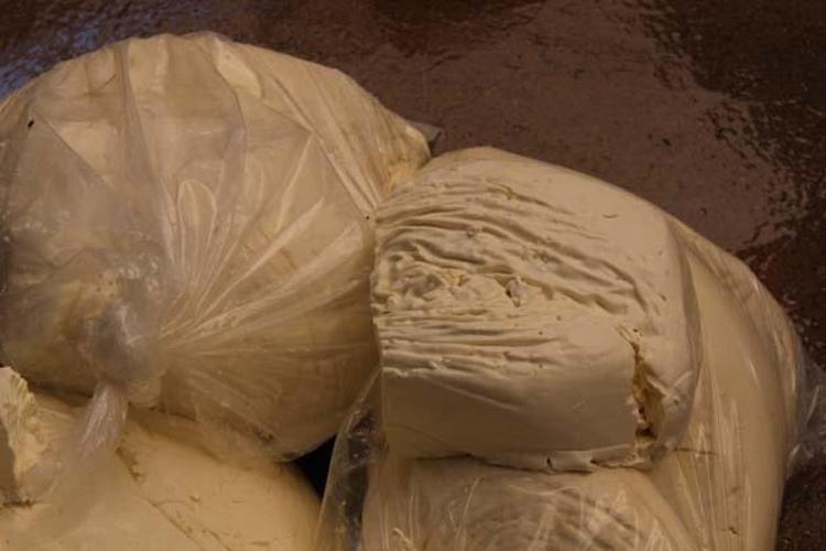 Siirte sırf onun için akın akın geliyorlar Kilosu 200 TL: Tıkalı damarları yağ çözücü gibi açıp kemikleri betona çeviriyor