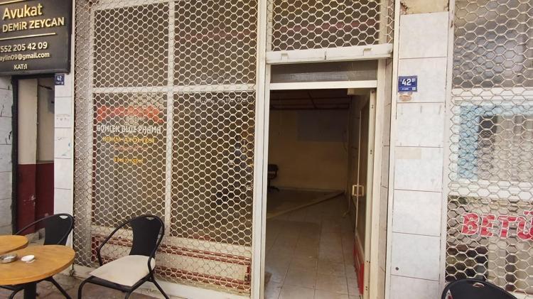 EKİPMANLARI DÜKKANDAN ÇIKARILDI