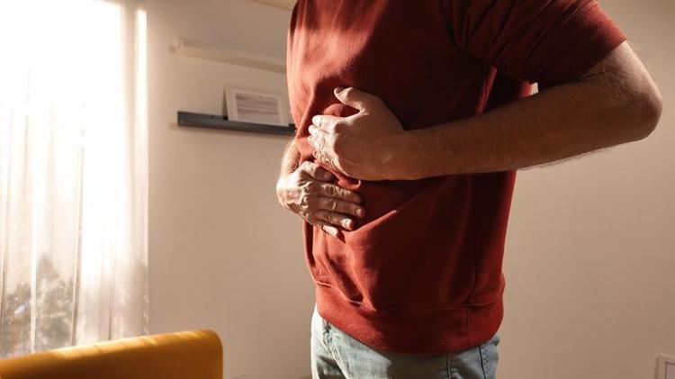 Karaciğeri cam gibi parlatıyor İçine limon sıkıp tüketin: Toksinleri vakum gibi çekiyor, resmen detoksa sokuyor