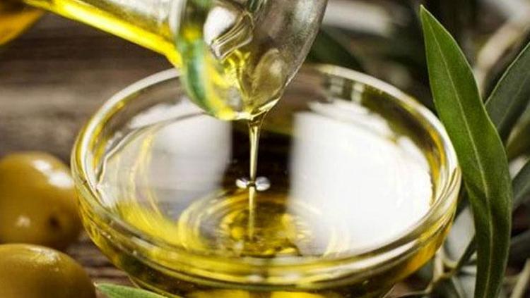 HÜCRE YENİLENMESİNİ TETİKLİYOR, ENFLAMASYONU AZALTIYOR