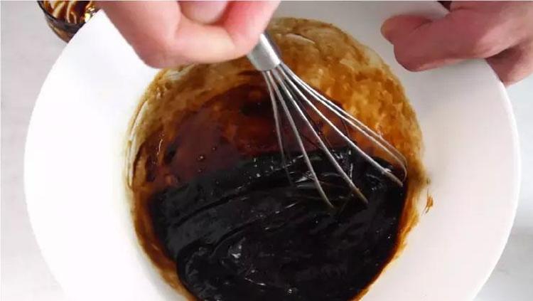 Bu şekilde tüketince zehre dönüşüyor Tüketirken bunu sakın atlamayın: Kanserojen bir yiyeceğe dönüşüyor