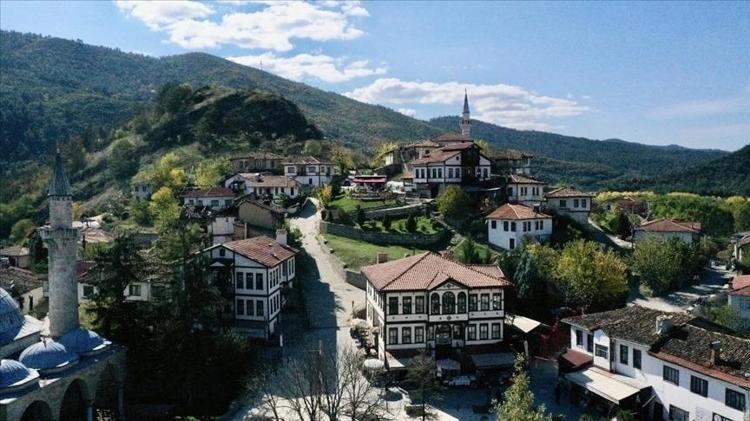 İstanbula yakın konumuyla dikkat çekiyorlar Huzurlu tatillerin değişmez adresleri: Bambaşka bir atmosferin içine çekileceksiniz