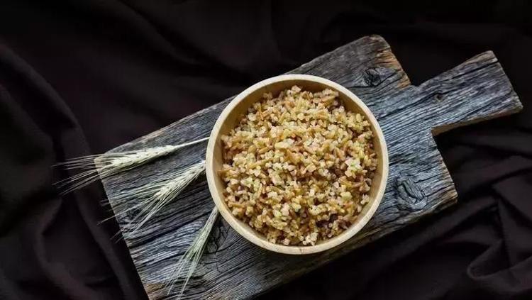 ŞEHRİYELİ BULGUR PİLAVI TARİFİ