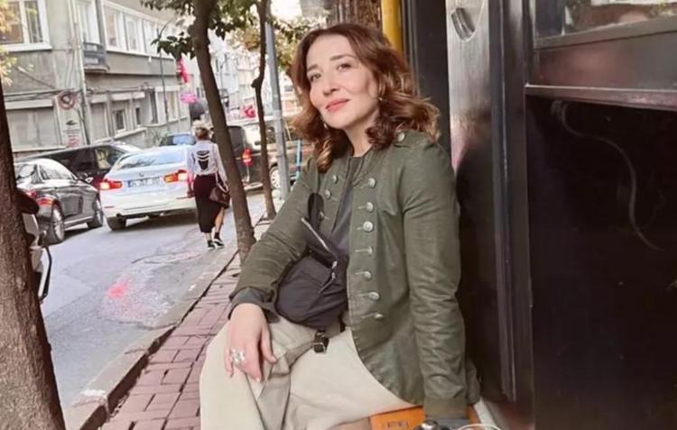 YASEMİN BAŞTAN ŞAŞIRTTI
