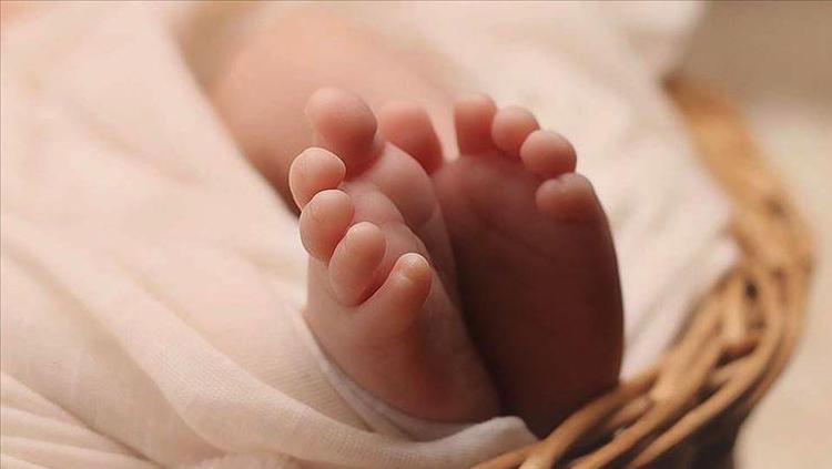 31 YILLIK BEKLEYİŞ SON BULDU: DÜNYANIN EN YAŞLI BEBEĞİ DOĞDU