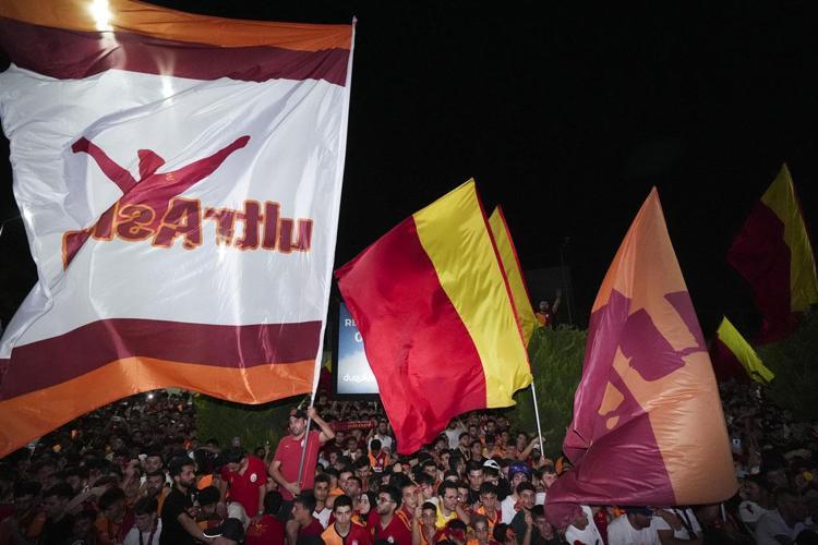ORTALIK YIKILDI
