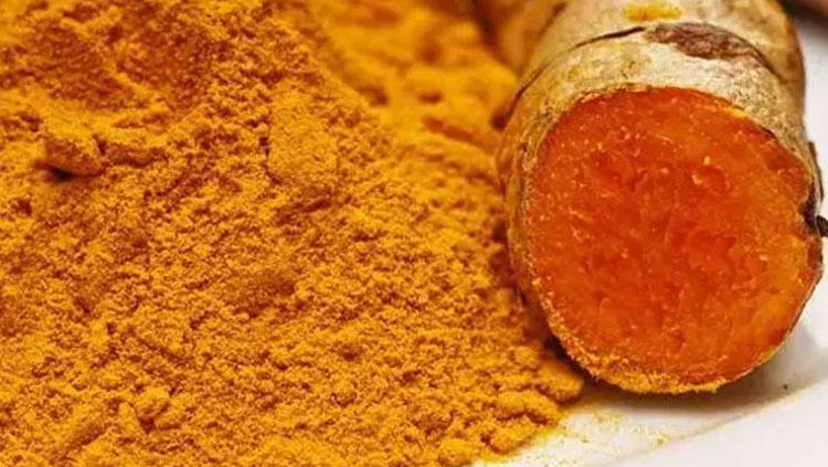Her sabah mutlaka bir tutam tüketin Doğal antibiyotik olarak biliniyor: Vücuttaki iltihabı söküp atıyor, mideyi kuş gibi hafif hale getiriyor