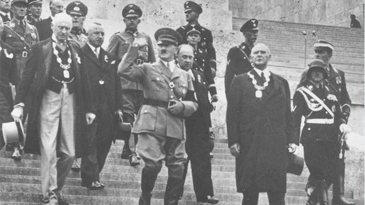 HİTLERİN PROPAGANDA BAKANI ÇIKARI İÇİN KULLANDI