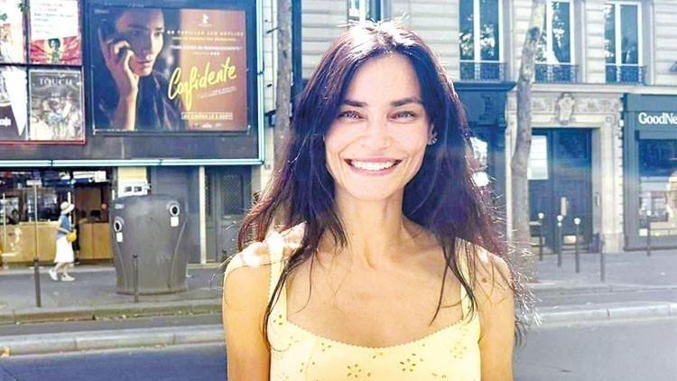 Saadet Işıl Aksoy: Filmimizi bütün Paris’te görmek büyük gurur verdi