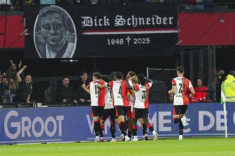 Fenerbahçe son dakikada yıkıldı Kadıköyde görüşürüz
