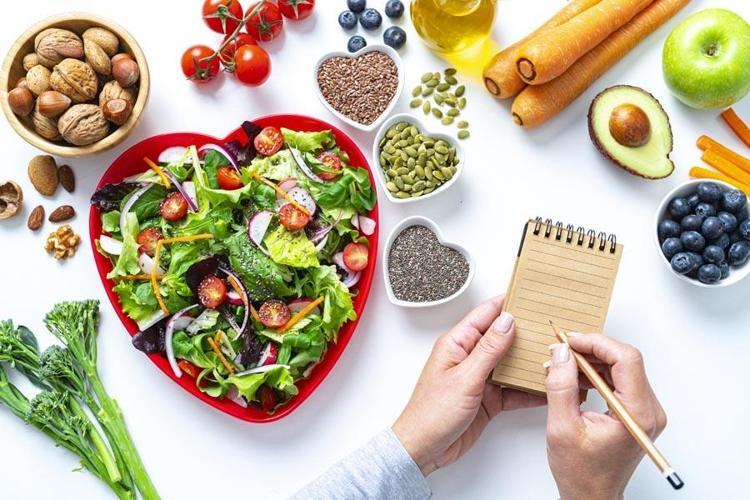 3- Her ana öğünde yeterli protein alın