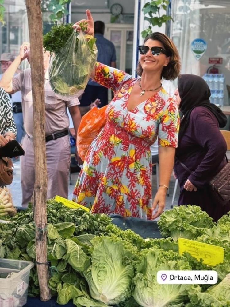 Açelya Akkoyun pazarda İşte gerçek zenginlik bu