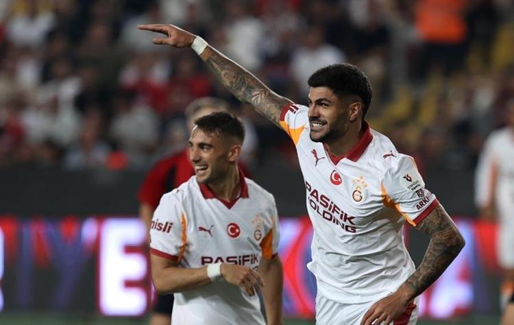 Gaziantep FK Galatasaray maçında 3 puan 3 golle geldi Aslan yeni sezona galibiyetle başladı